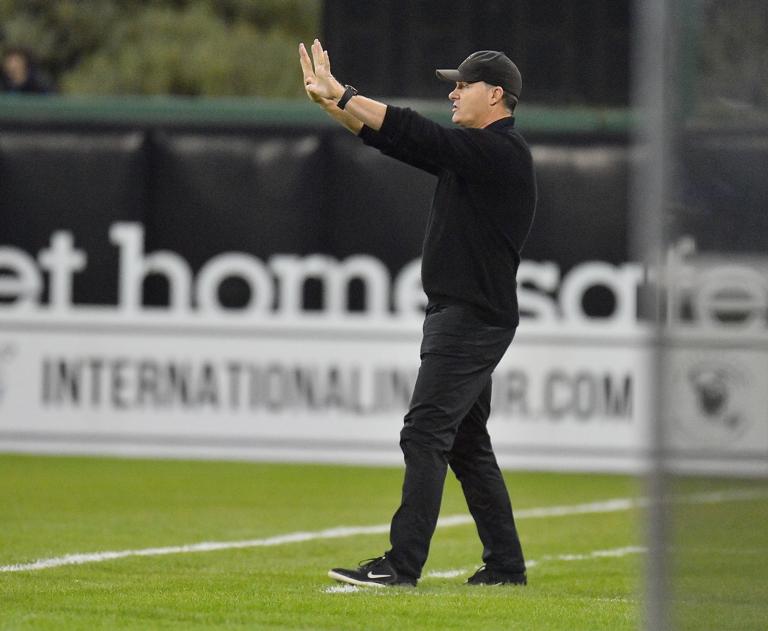 ALBUQUERQUE, NEW MEXICO - OCTOBER 19: Head coach Eric Wynalda of Las Vegas Lights FC gestures during the first half of his team's match against New Mexico United at Isotopes Park on October 19, 2019 in Albuquerque, New Mexico. New Mexico United defeated Las Vegas Lights FC 2-0. (Photo by Sam Wasson/Getty Images)