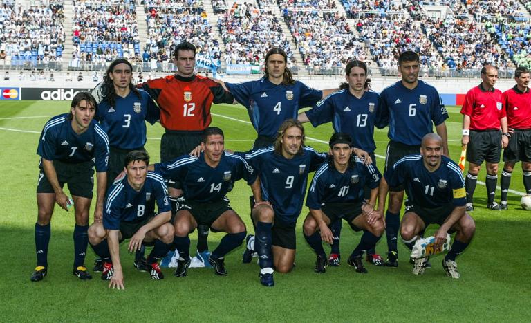 Team Argentina line up during the FIFA World Cup match between Argentina and Nigeria, at Kashima Soccer Stadium, Ibaraki, Japan on 2nd June 2002 ( Photo by Eric Renard / Onze / Icon Sport )......( Back Row L-R ) Juan Pablo Sorin, Pablo Cavallero, Mauricio Pochettino, Diego Placente, Walter Samuel........( Front Row L-R ) Claudio Lopez, Javier Zanetti, Diego Pablo Simeone, Gabriel Batistuta, Ariel Ortega, Juan Sebastian Veron