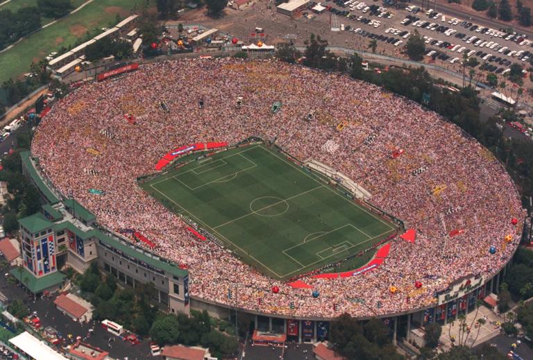 17 JUN 1994: AN AERIAL VIEW OF THE ROSE BOWL IN PASADENA, CALIFORNIA DURING THE 1994 WORLD CUP FINAL IN PASADENA, CALIFORNIA. Mandatory Credit: Mike Powell/ALLSPORT